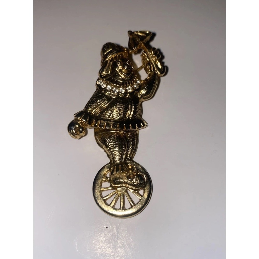 Vintage Trembler Clown Brooch